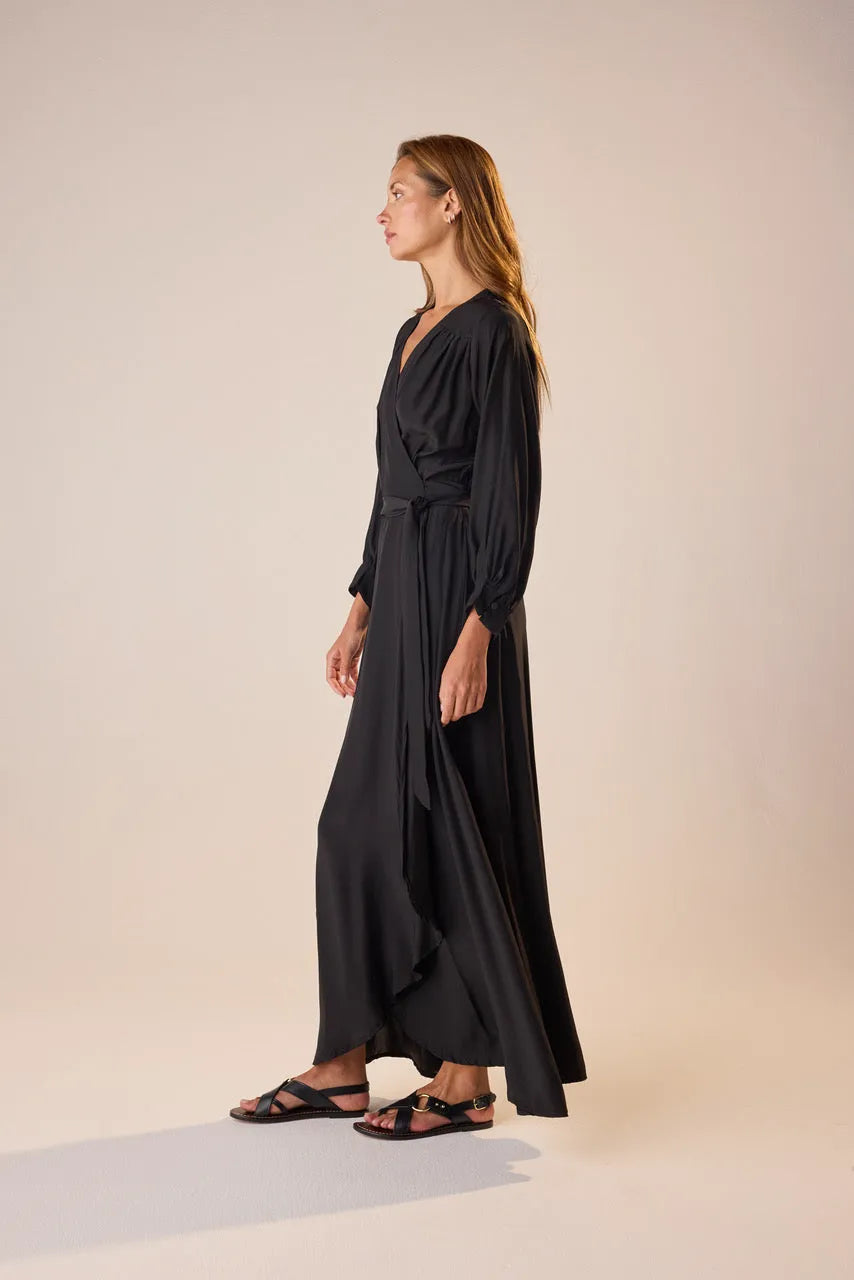 BLACK SILK