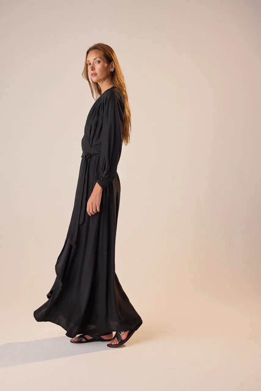 BLACK SILK