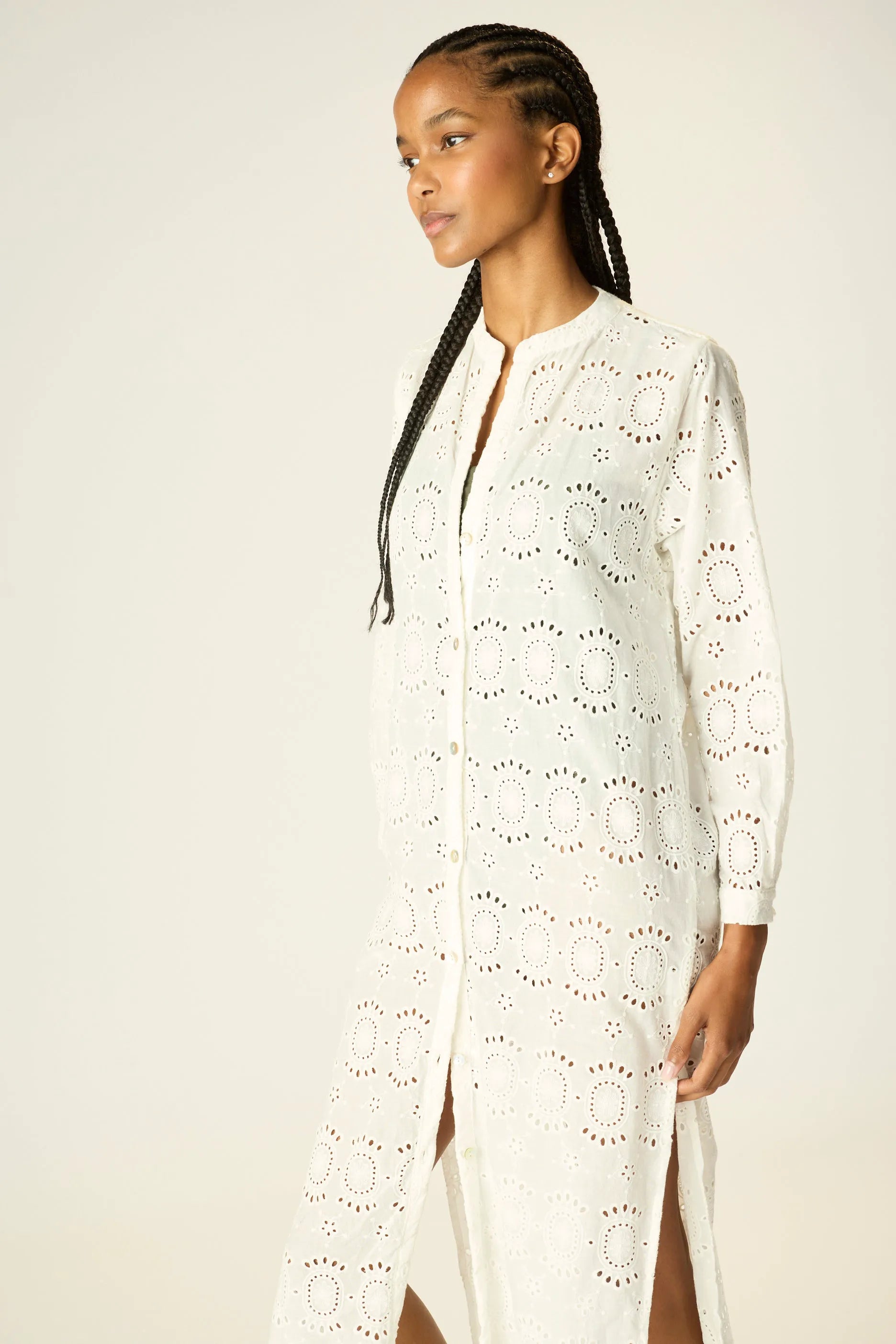 MEDALLION EMBROIDERY SALT