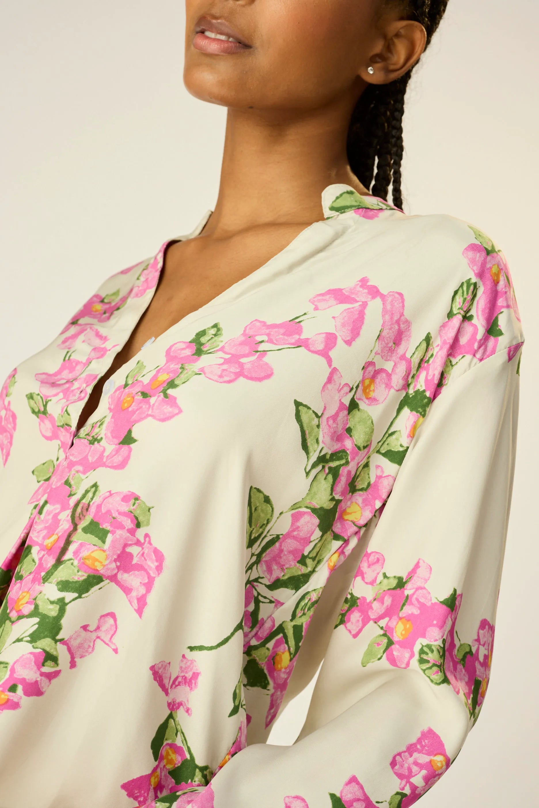 BOUGAINVILLEA MOTHER OF PEARL