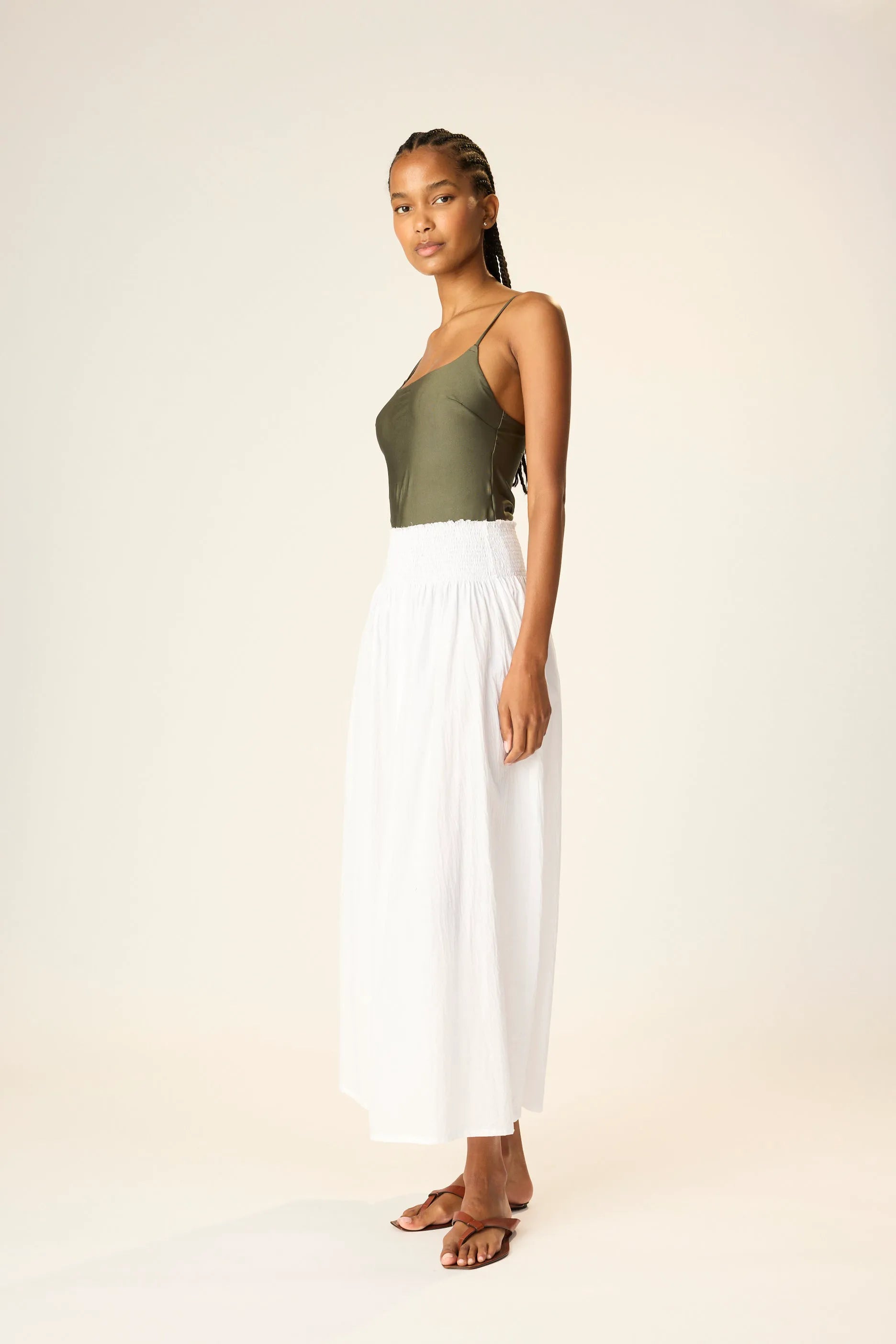 WHITE FLAT COTTON
