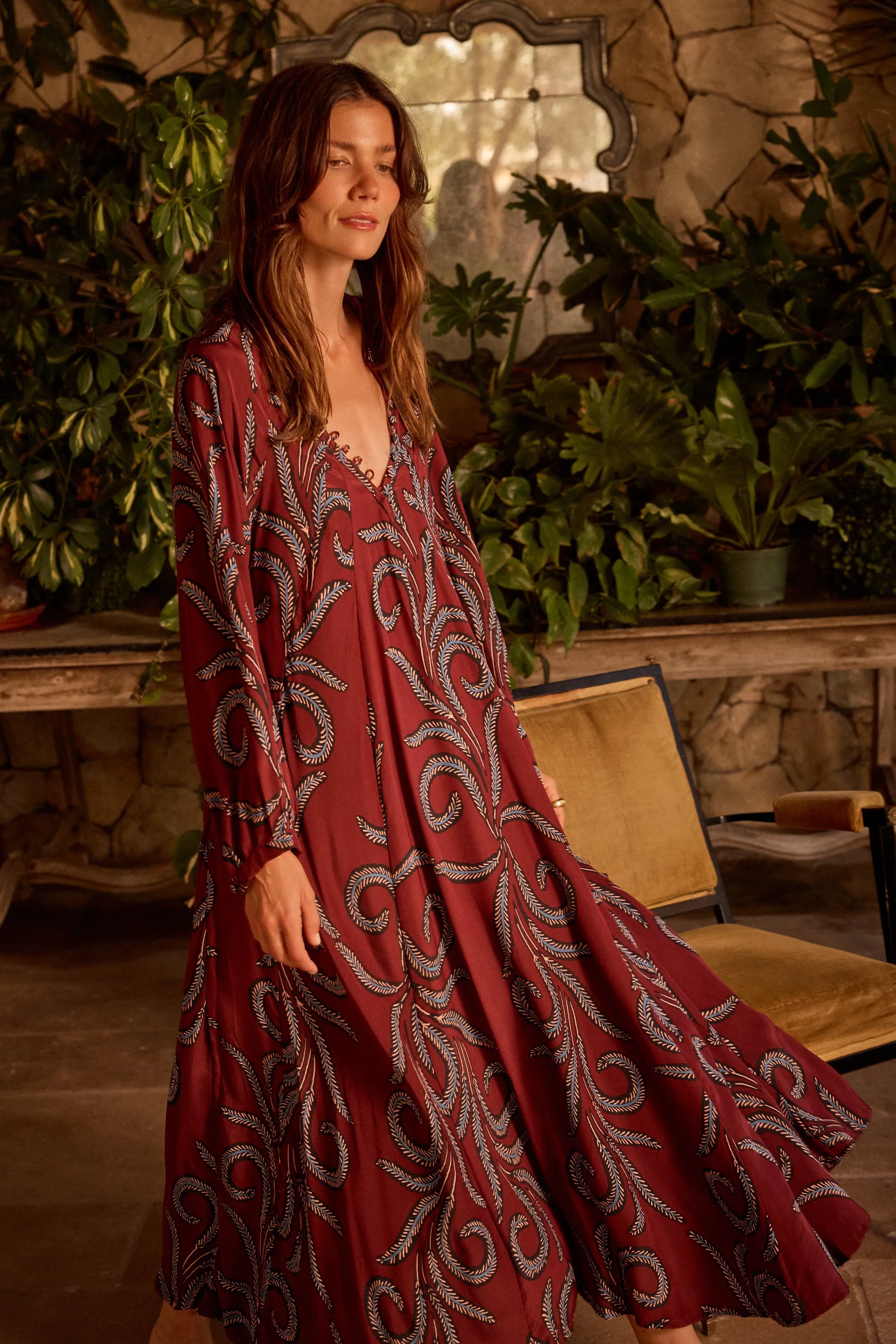 FEATHER BORDEAUX