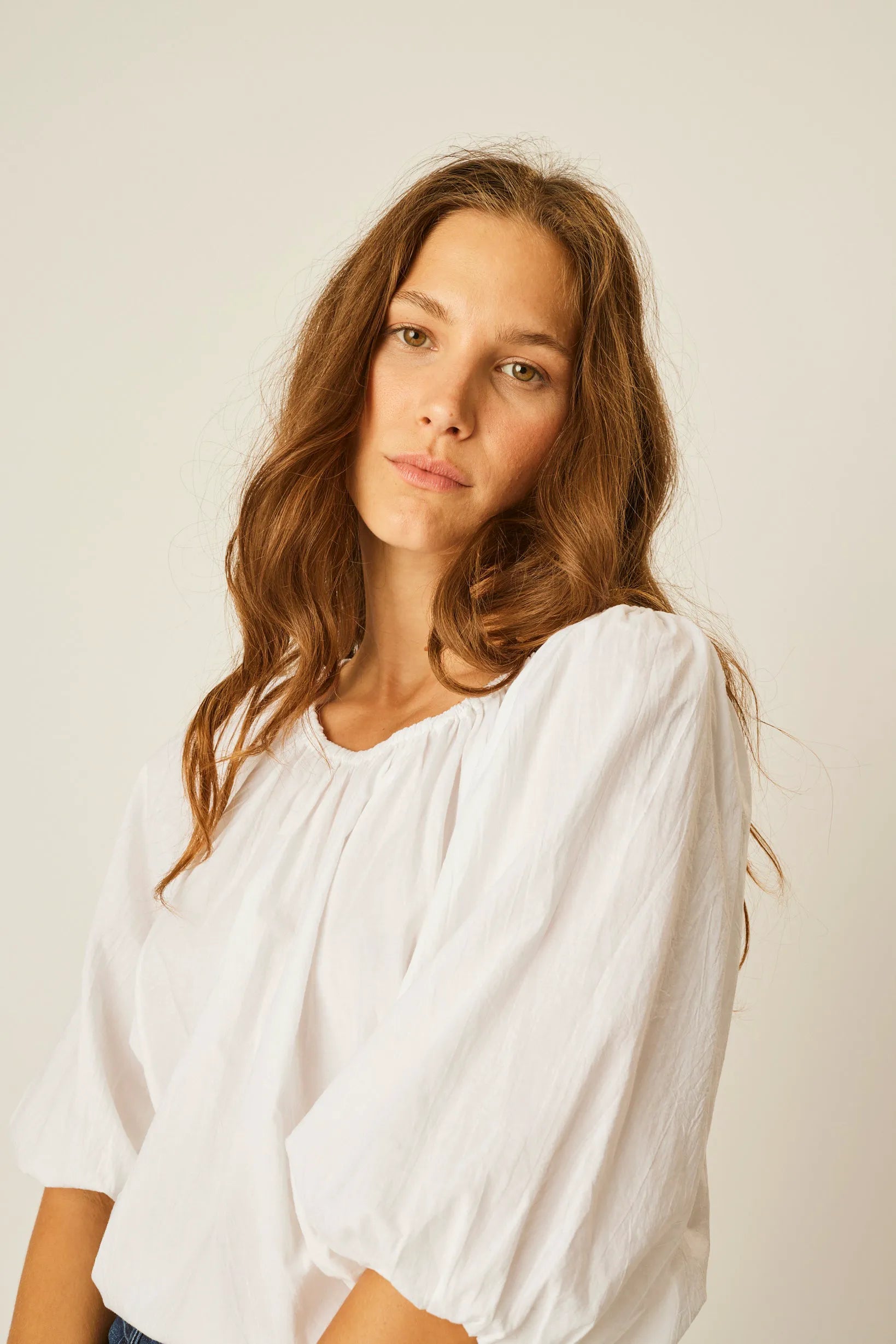 WHITE FLAT COTTON