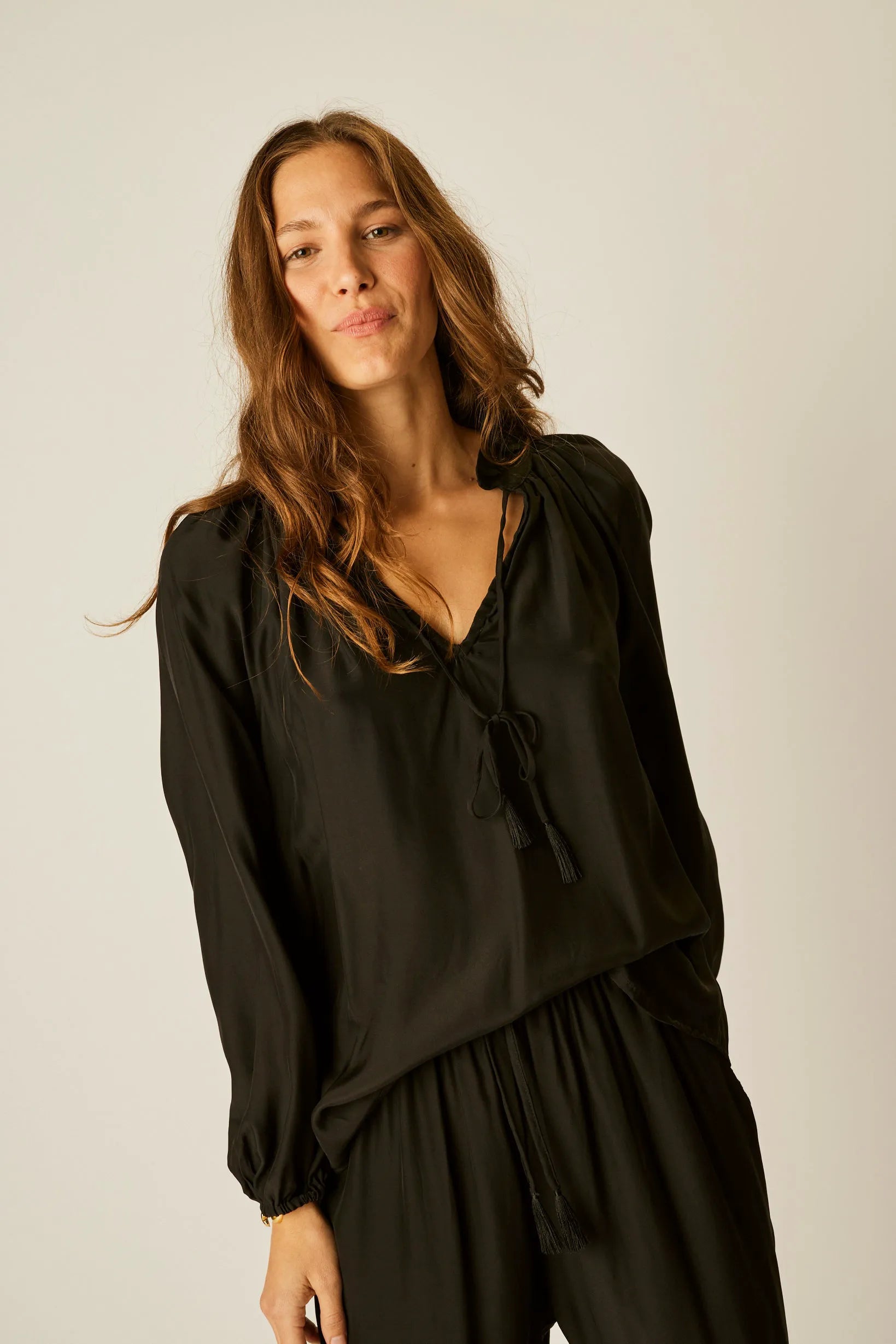 BLACK SILK