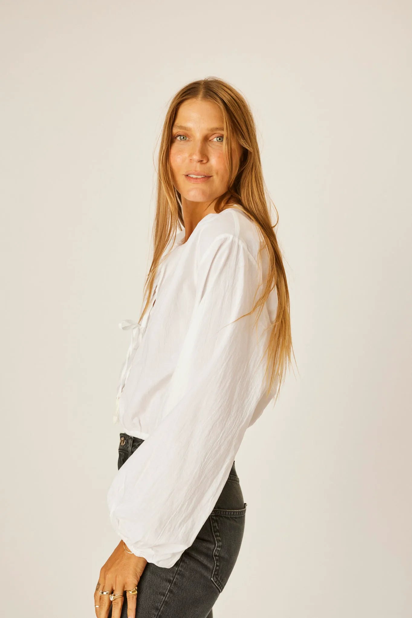 WHITE FLAT COTTON