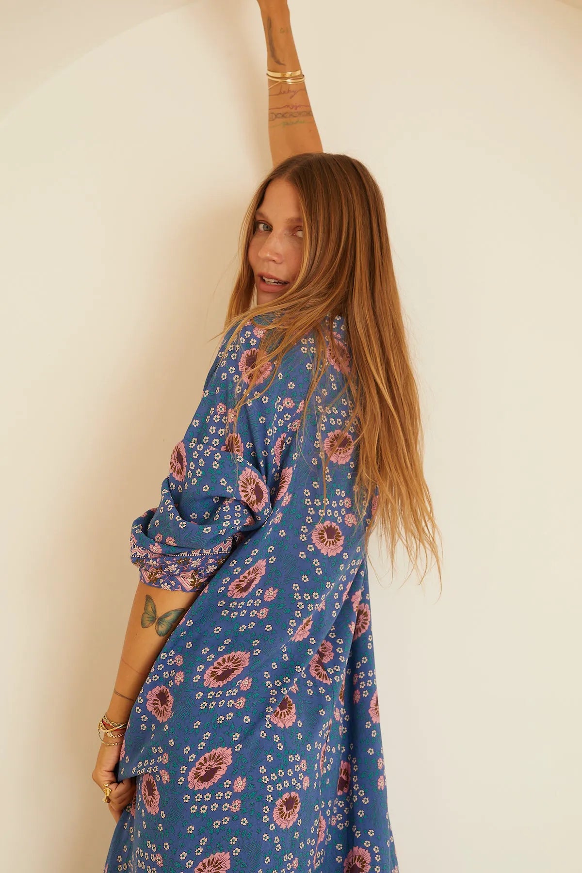 VINTAGE FLOWERS AZURE