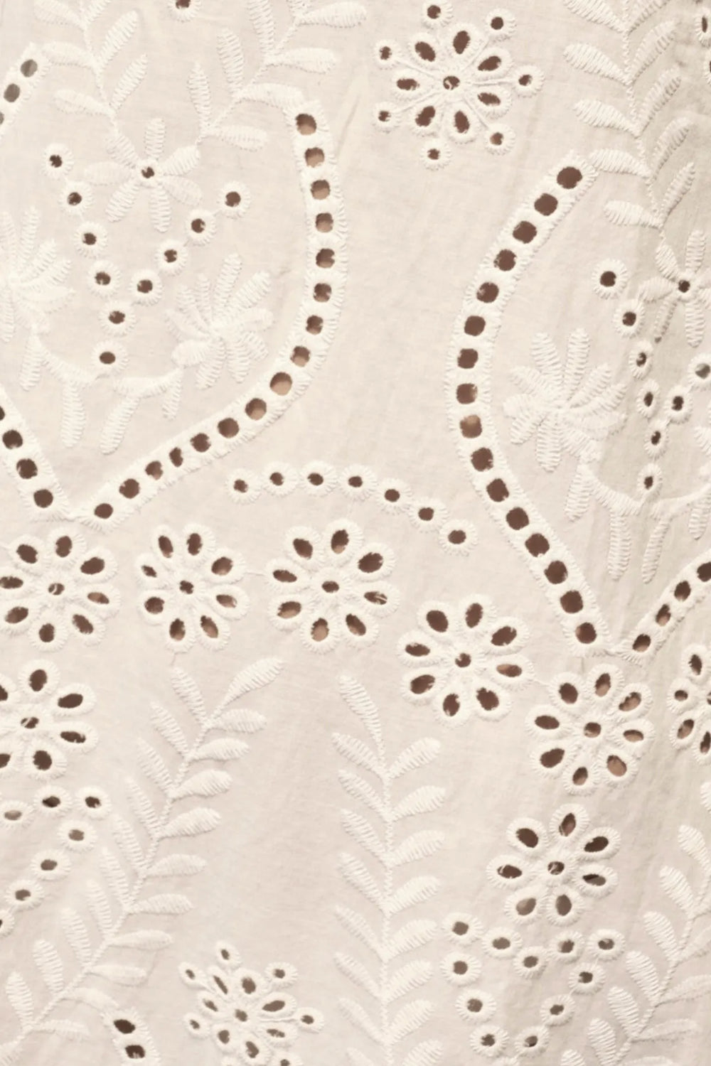 MEDALLION BLACK