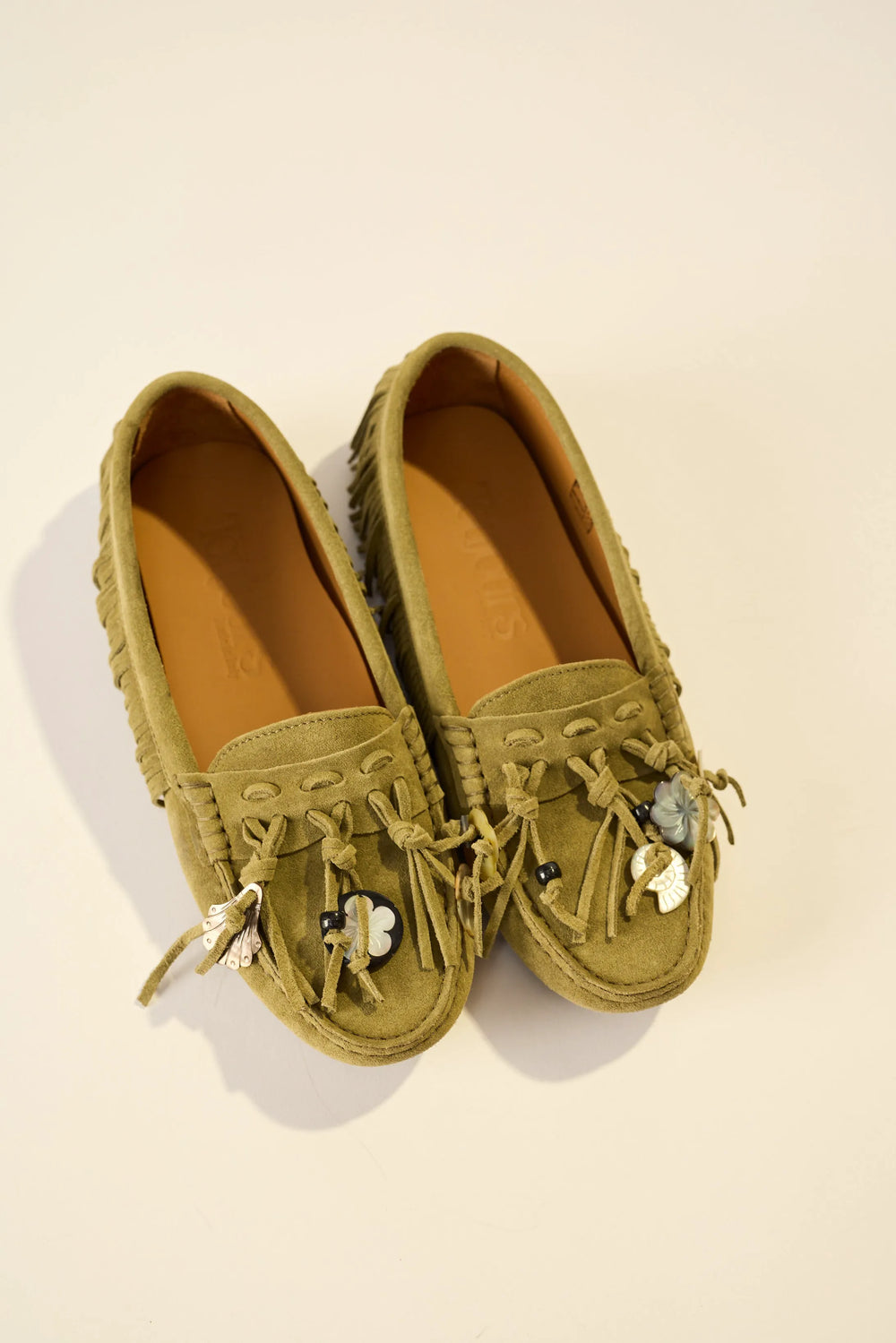 KHAKI