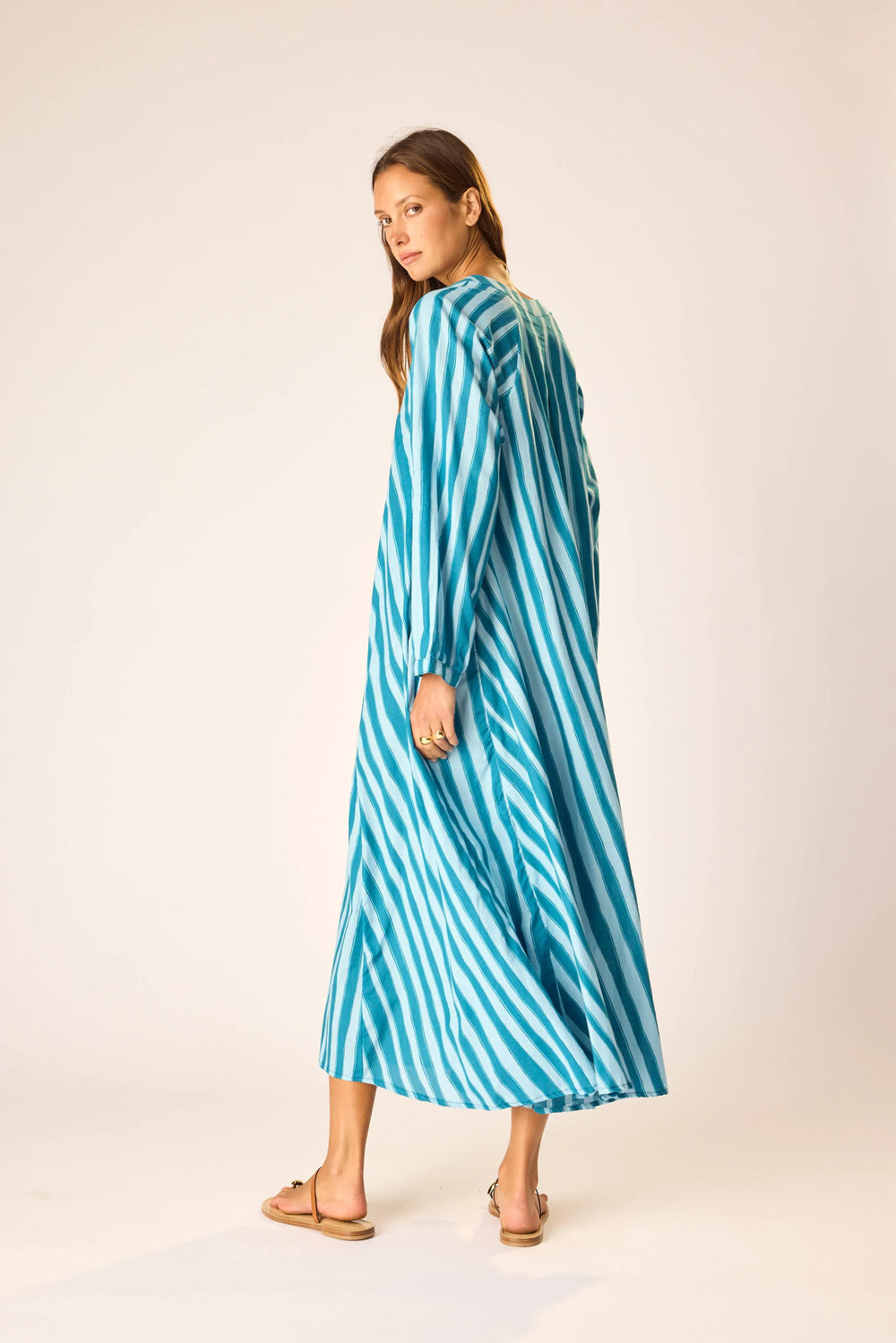 BATIK STRIPE POOL