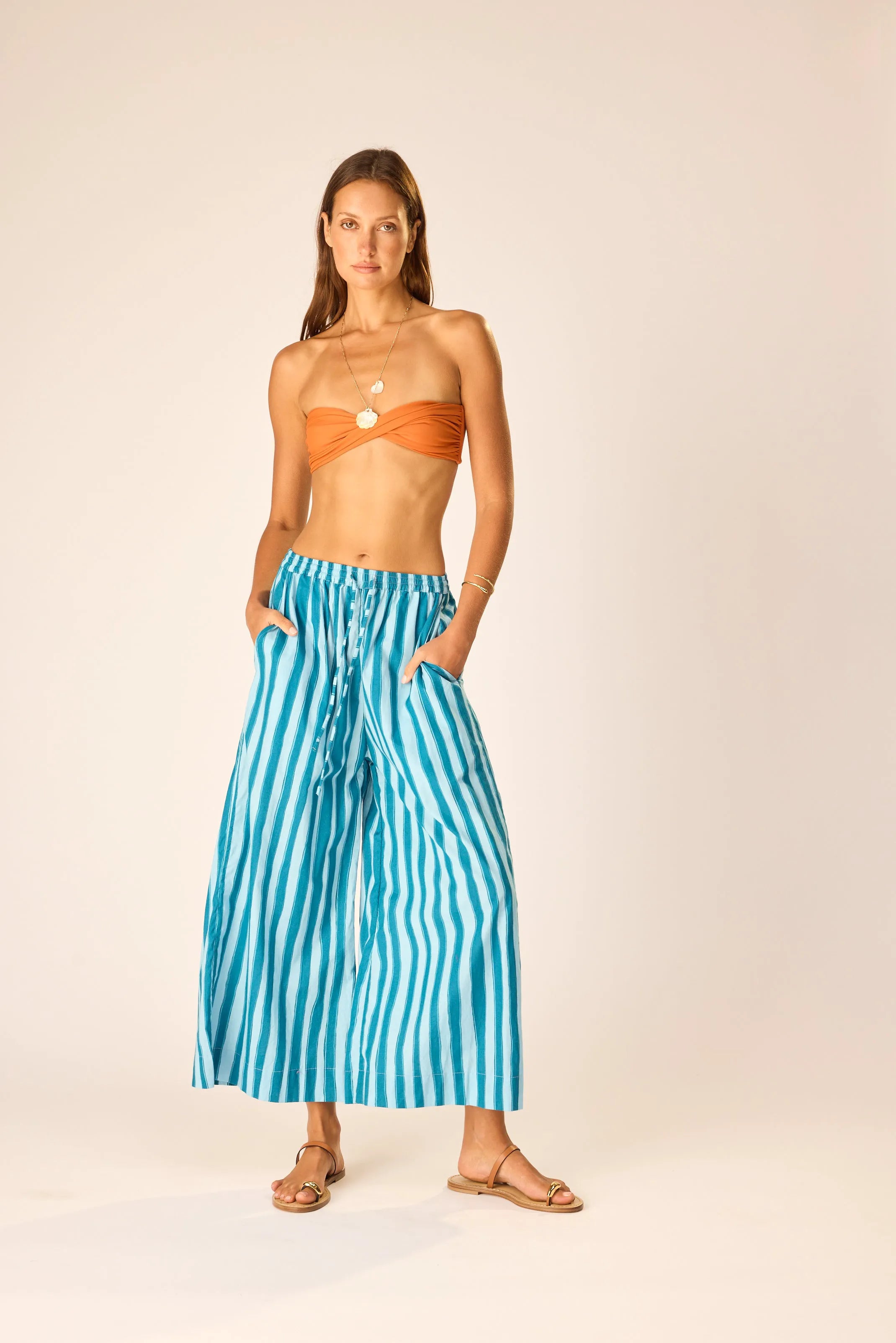 BATIK STRIPE POOL