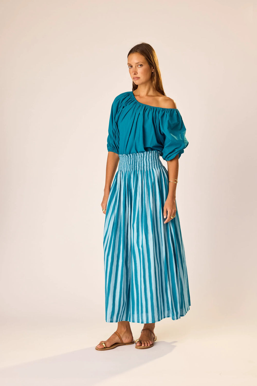 BATIK STRIPE POOL