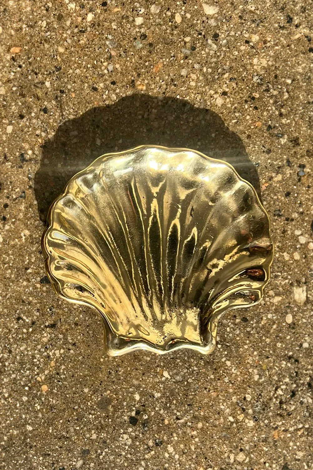 BRASS SEA SHELL DISH